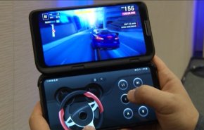 تنافس بين هواتف بشاشة مزدوجة وهواتف قابلة للطي