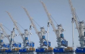 تدشين 8 شافطات غلال و5 رافعات في ميناء