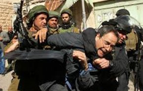 العدو الاسرائيلي يواصل حملة الإعتقالات ضد الفلسطينيين