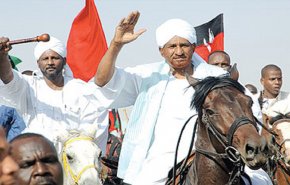 بعد رفض حالة الطوارئ هذا ما طلبه الصادق المهدي 