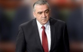 تونس: قطع الماء والكهرباء عن الوزير السابق لطفي براهم يُشعل جدلاً واسعًا