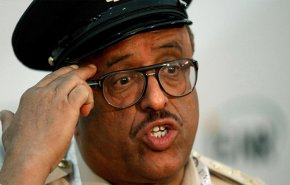 العراف ضاحي خلفان 'يتنبأ' بمحاولة إغتيال نتنياهو