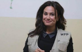 ممثلة شهيرة تنعى 7 من 'عائلتها' قضوا بحادث الطائرة الإثيوبية