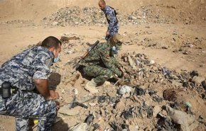 العثور على رفات 65 موظفا حكوميا في مقبرة جماعية بالعراق