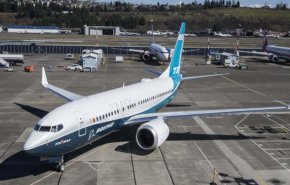 واشنطن تعلق رحلات 737 ماكس.. وهبوط حاد لقيمة أسهم بوينغ

