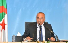 الجزائر.. رئيس الوزراء يبدأ محادثات تشكيل الحكومة الجديدة