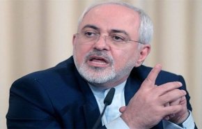 ظريف: الشعب الايراني لن يسمح للآخرين بتقرير مصيره