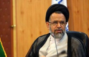 وزير الامن الايراني يزور شيراز لتفقد الاضرار الناجمة عن السيول