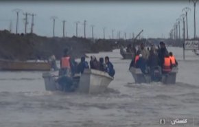 شاهد ماذا تفعل زوارق القوات المسلحة الايرانية بهذه المناطق؟