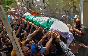 الفلسطينيون يشيعون جثمان الشهيد محمد سعد بغزة