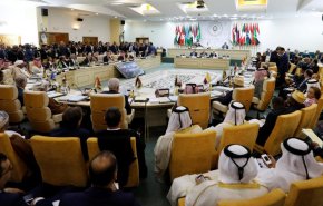 تونسيون يسخرون من الاعلام السعودي لما يفعله قبيل القمة