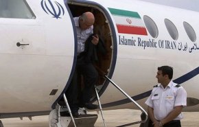 وزير النفط الإيراني يصل روسيا للقاء نظيره الروسي