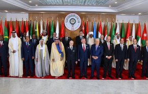كيف نظر رواد مواقع التواصل الى القمة العربية