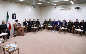 قائد الثورة يترأس اجتماعا لإيصال المساعدات للمتضررين 