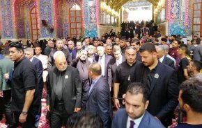 شاهد..نبيه بري يزور العتبتين العباسية والحسينية في كربلاء
