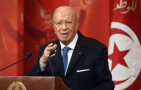 السبسي يعلق على حضور السيسي في القمة العربية 