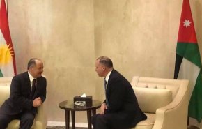الاردن يوضح سبب عدم وضع علم العراق الى جانب علم كردستان