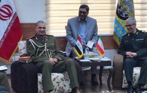 مباحثات في طهران بين رئيسي الاركان الايراني والعراقي