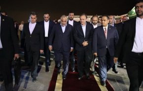 عبدالمهدي يصل الى مشهد المقدسة