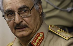 بالفيديو.. من يحرك اللواء حفتر في ليبيا؟
