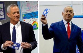 كل من نتنياهو وغانتس يعلن فوزه في الانتخابات 

