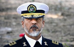 الجيش والحرس يقفان جنبا الى جنب في التصدي لأي تهديد