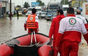بالفيديو : موكب من البصرة يطبخ 1500 وجبة غذاء للمتضررين بسيول خوزستان  