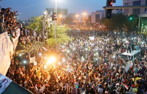 'تسقط تاني'.. احتجاجات سودانية، هذه المرة تطال مَنْ؟
