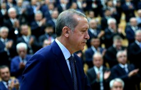 أردوغان يقرأ رسالة بعثها من السجن لنجله