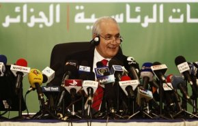 استقالة الطيب بلعيز رئيس المجلس الدستوري في الجزائر