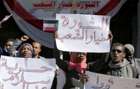 اصرار جماهيري للإطاحة بـ'الدولة العميقة' بعد البشير