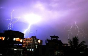 عاصفة رعدية تقتل العشرات في الهند