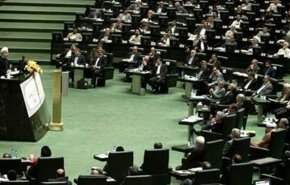 شاهد... ايران لا تعير اهتماما لقرارات اميركا 