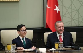 ما هي قصة تنحي أردوغان عن منصبه؟
