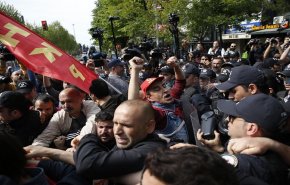 بالفيديو.. الشرطة توقف العشرات في اسطنبول في تظاهرات الأول من أيار