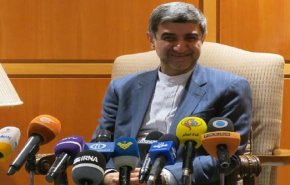 سفير ايران لدى لبنان: طهران تواصل سياساتها ومواقفها المبدئية في دعم المقاومة 