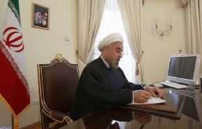 روحاني يهنئ رؤساء الدول الإسلامية بحلول رمضان المبارك