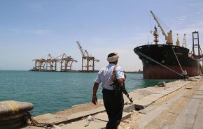 الجيش واللجان ملتزمان الانسحاب من موانئ الحديدة