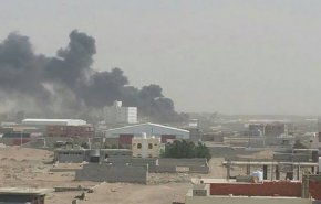 العدوان يقصف غمر ويطلق 68 قذيفة و10 صواريخ على الحديدة