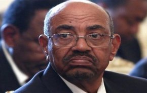 النيابة العامة تتهم البشير  بالاشتراك في قتل المتظاهرين 