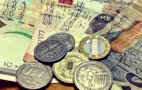 هدوء في سوق الصرف بسوريا بعد تراجع الليرة
