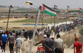الجماهير تتوافد لمخيمات العودة شرقي القطاع في يوم القدس العالمي

