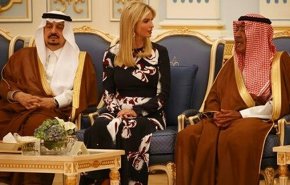  ترامب ومعه ايفانكا الى القمة.. 'ترى ما بقى مع عربنا شيء'!