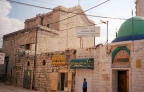  الفلسطينيون يتصدون لمحاولات إسكات الأذان برمضان