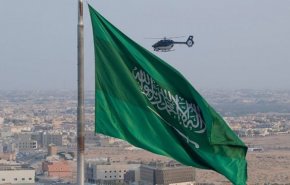 شاهد.. لافتة ترحيب سعودية بالمدينة المنورة مكتوب فيها بالعبرية!