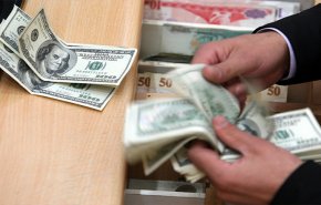هل يؤدي هبوط الدولار المفاجئ إلى انخفاض أسعار السلع في مصر؟