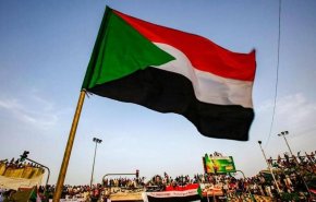 السلطات السودانية تغلق مكتب قناة الجزيرة القطرية وتسحب ترخيص عملها