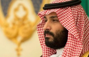 شاهد .. مصافحة ابن سلمان ورئيس وزراء قطر