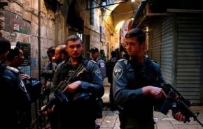 تزامنا مع يوم القدس.. الاحتلال يمنع المصليين من الوصول إلى الاقصى 
