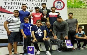 المنتخب الایرانی یتوج بكأس 'ايفانويتش' للمصارعة في صربيا